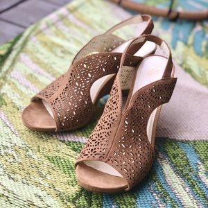 Anne Klein • Akolisa Keyhole Leather Wedge Sandals